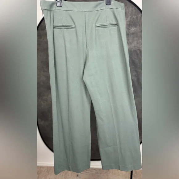 NWT Ann Taylor Sage Green Knit Wide Leg Crop Pants Trousers 16 - Picture 4 of 8
